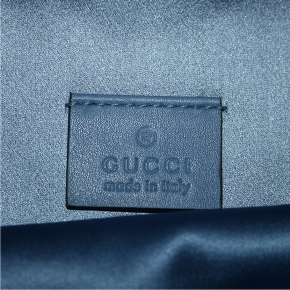 Guccification Blue Silke Broadway Clutch with Embroidery NWOT Never Used - Picture 4 of 4